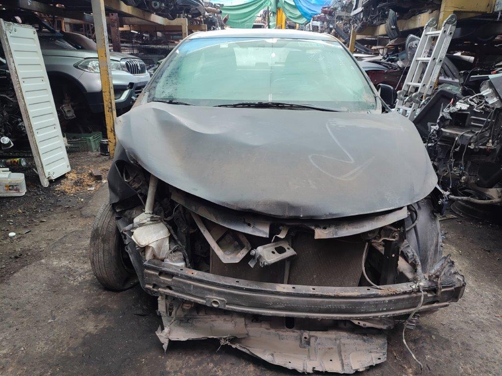  Toyota YARIS  USADO